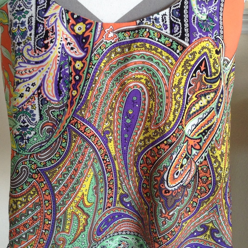 Fun Summer Patterned Top - Picture 3 of 4